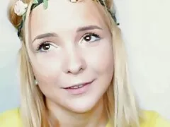 Dulce chica latina hace todo lo posible para demostrarle a su novio que es buena en el sexo