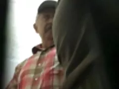 Latina aceitada con culito perfecto es follada duro
