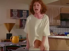 Dos chicas se hacen fisting lésbico entre sí muy duro