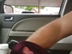 Muñeca de aspecto perfecto expone su cuerpo milagroso