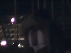 Poderoso semental de piel negra posee rajas de rubio flaco