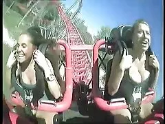 Semental hábil ara el coño de su novia al aire libre