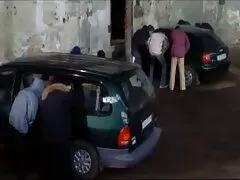 Dos tratamientos faciales para una jovencita compartida la hacen feliz