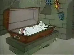 Dos señoras que se chupan los dedos y sus sementales tienen cuarteto