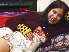 Chica alta tiene sexo tierno con su guapo jefe